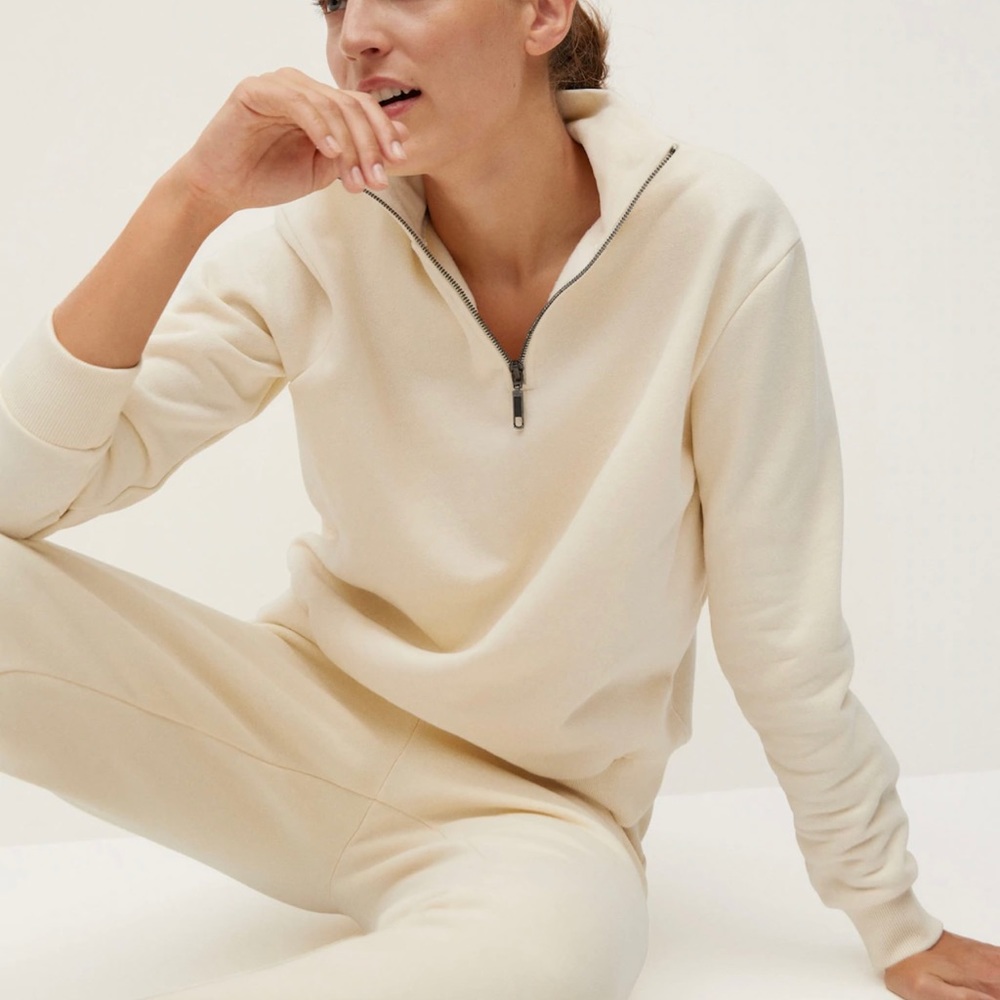 Mango Sweatshirt